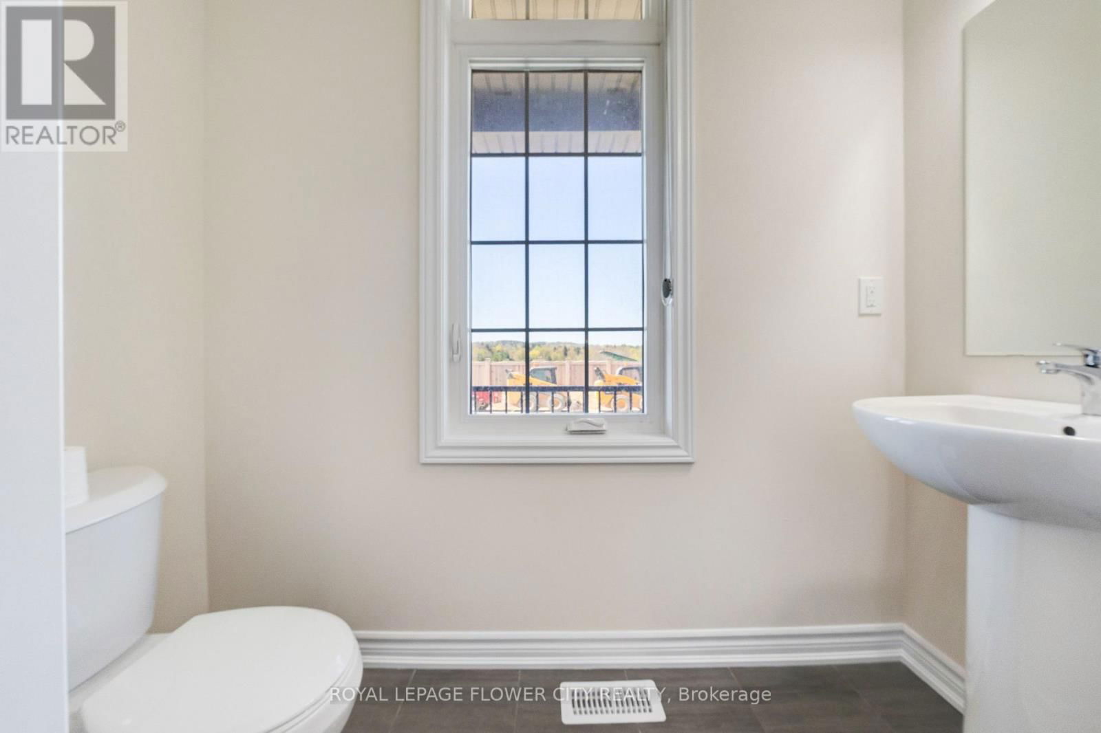 11 CONBOY DRIVE Image 40