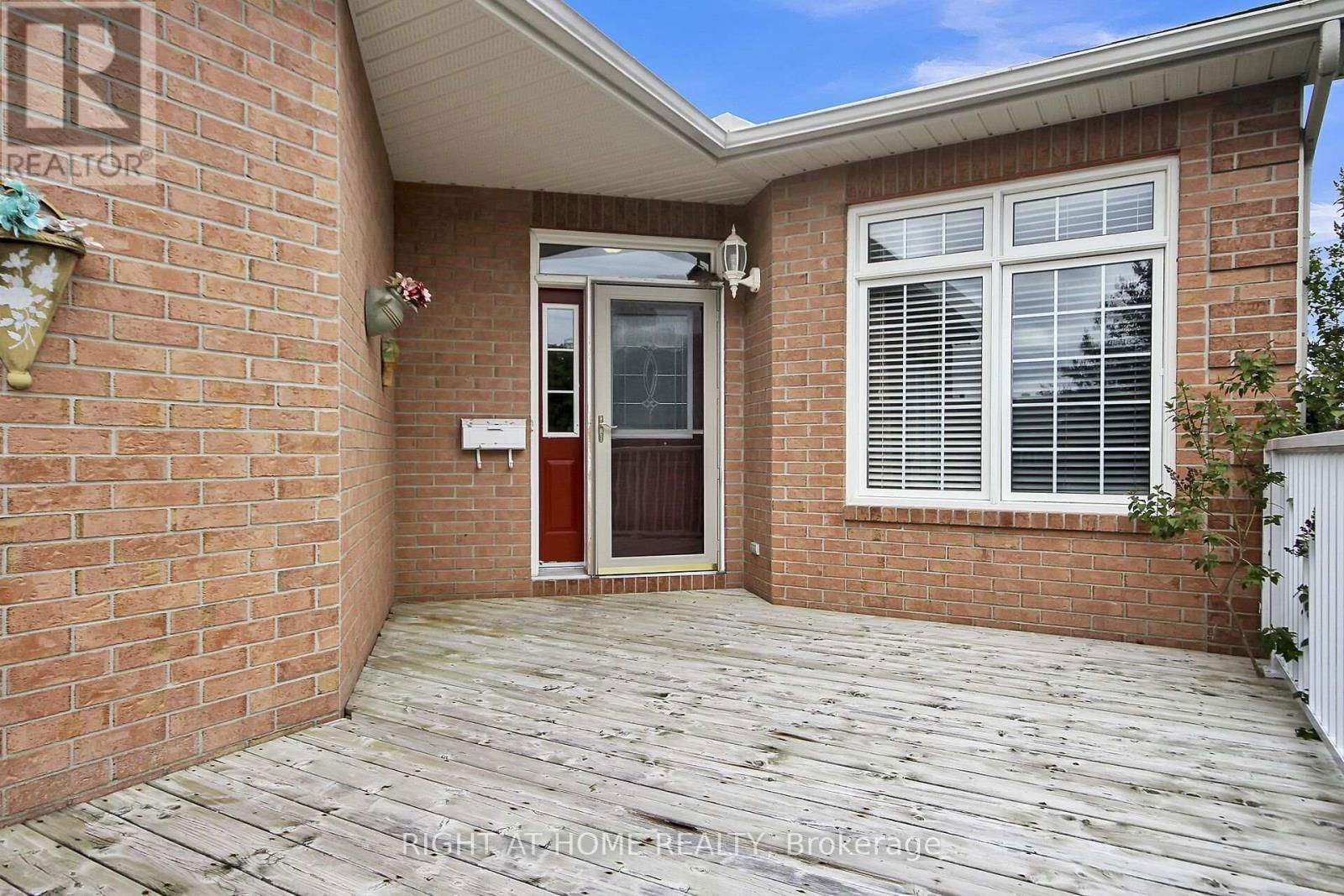 1 EILEEN CRESCENT Image 2