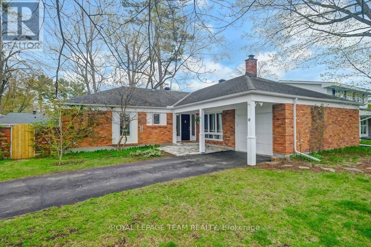79 PARKLAND CRESCENT Image 1