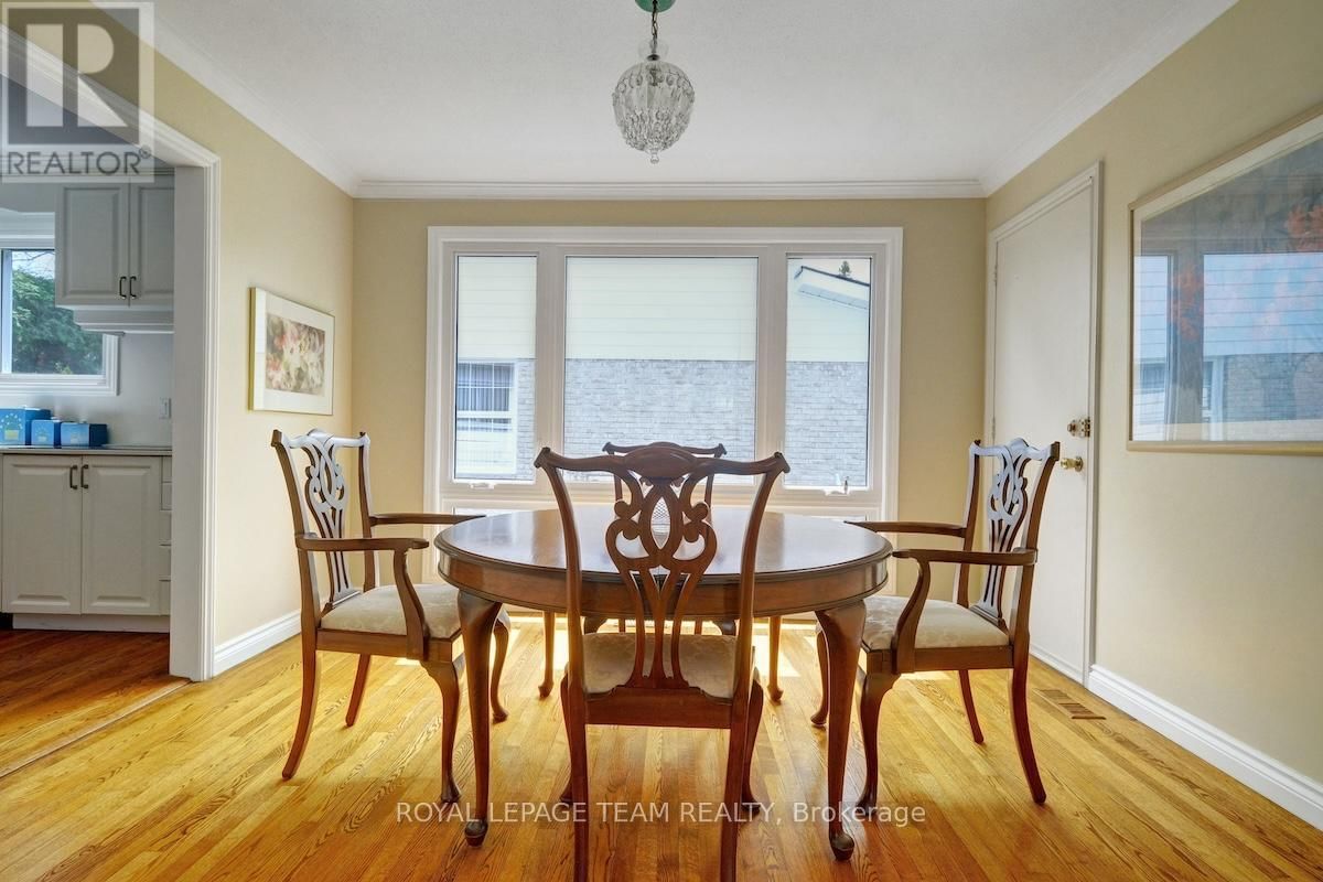 79 PARKLAND CRESCENT Image 12