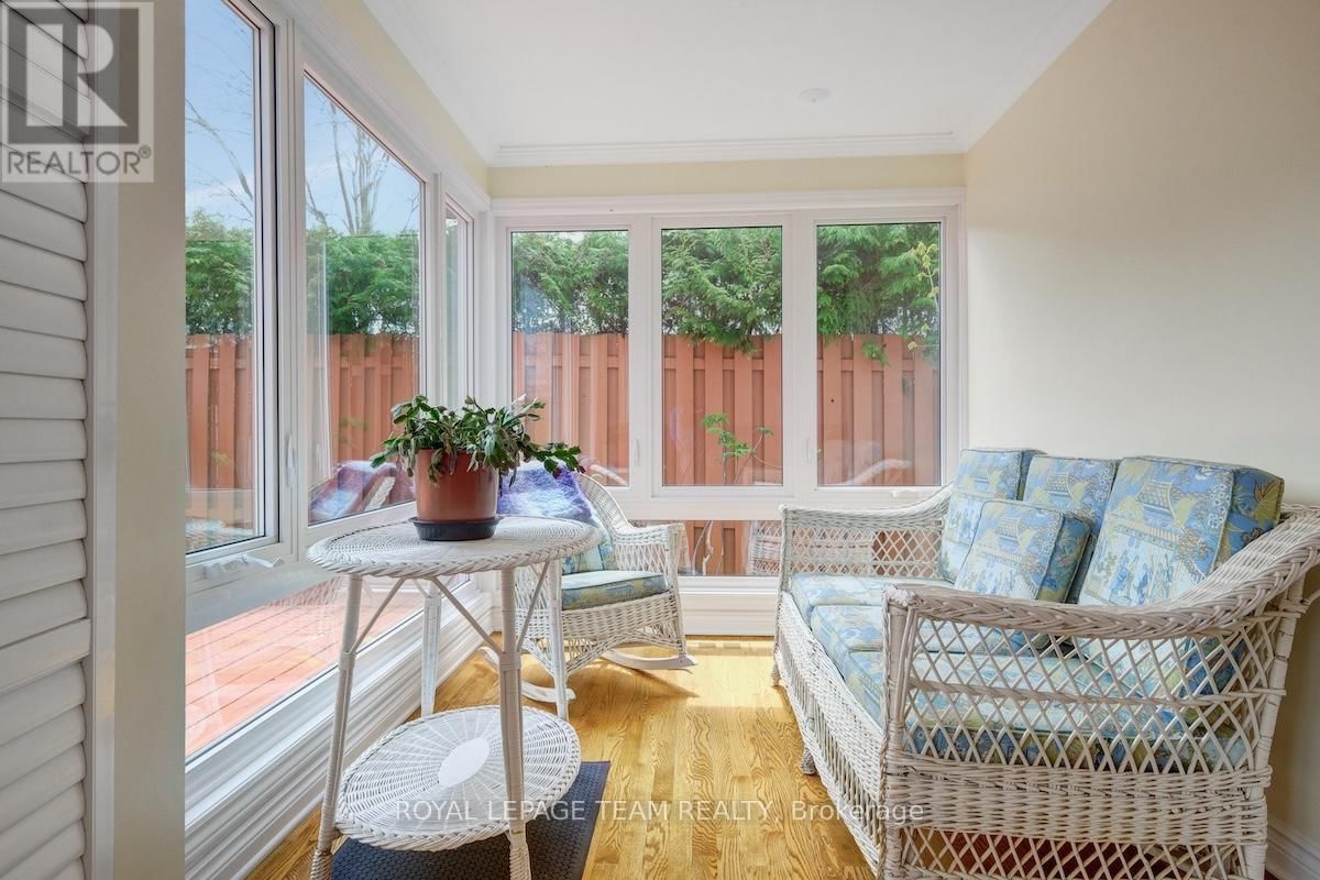 79 PARKLAND CRESCENT Image 22