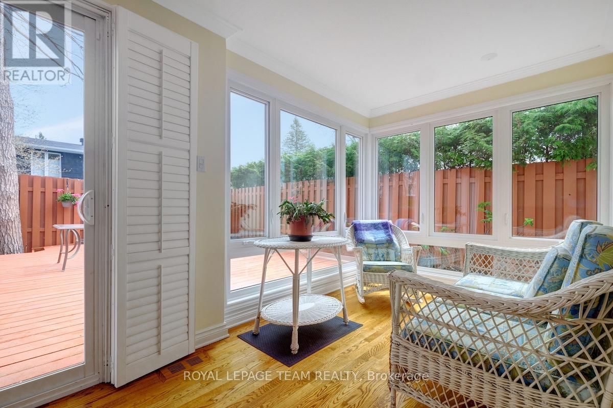 79 PARKLAND CRESCENT Image 23