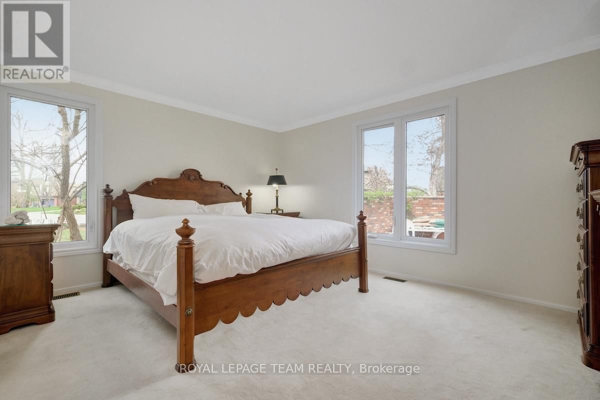 79 PARKLAND CRESCENT Image 25