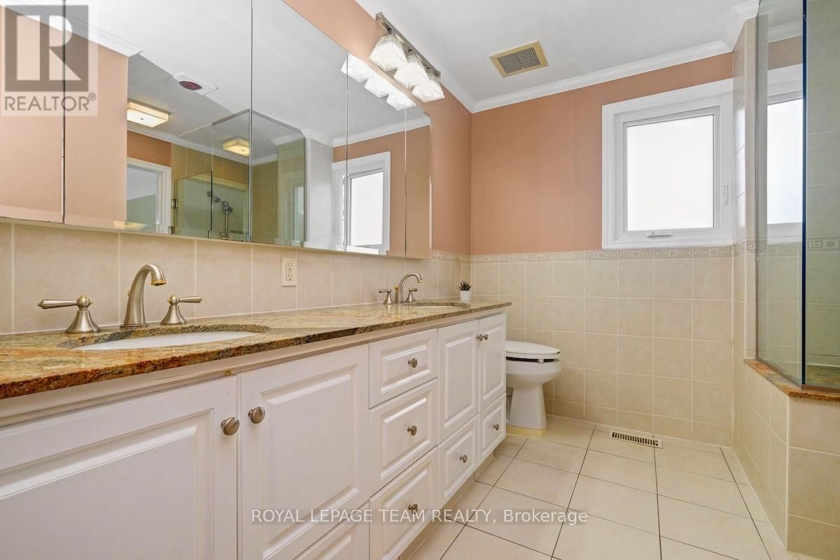 79 PARKLAND CRESCENT Image 27