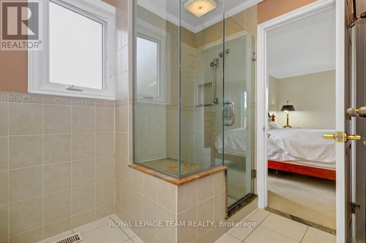 79 PARKLAND CRESCENT Image 28