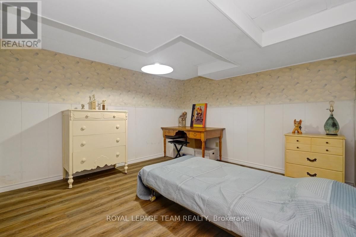 79 PARKLAND CRESCENT Image 36