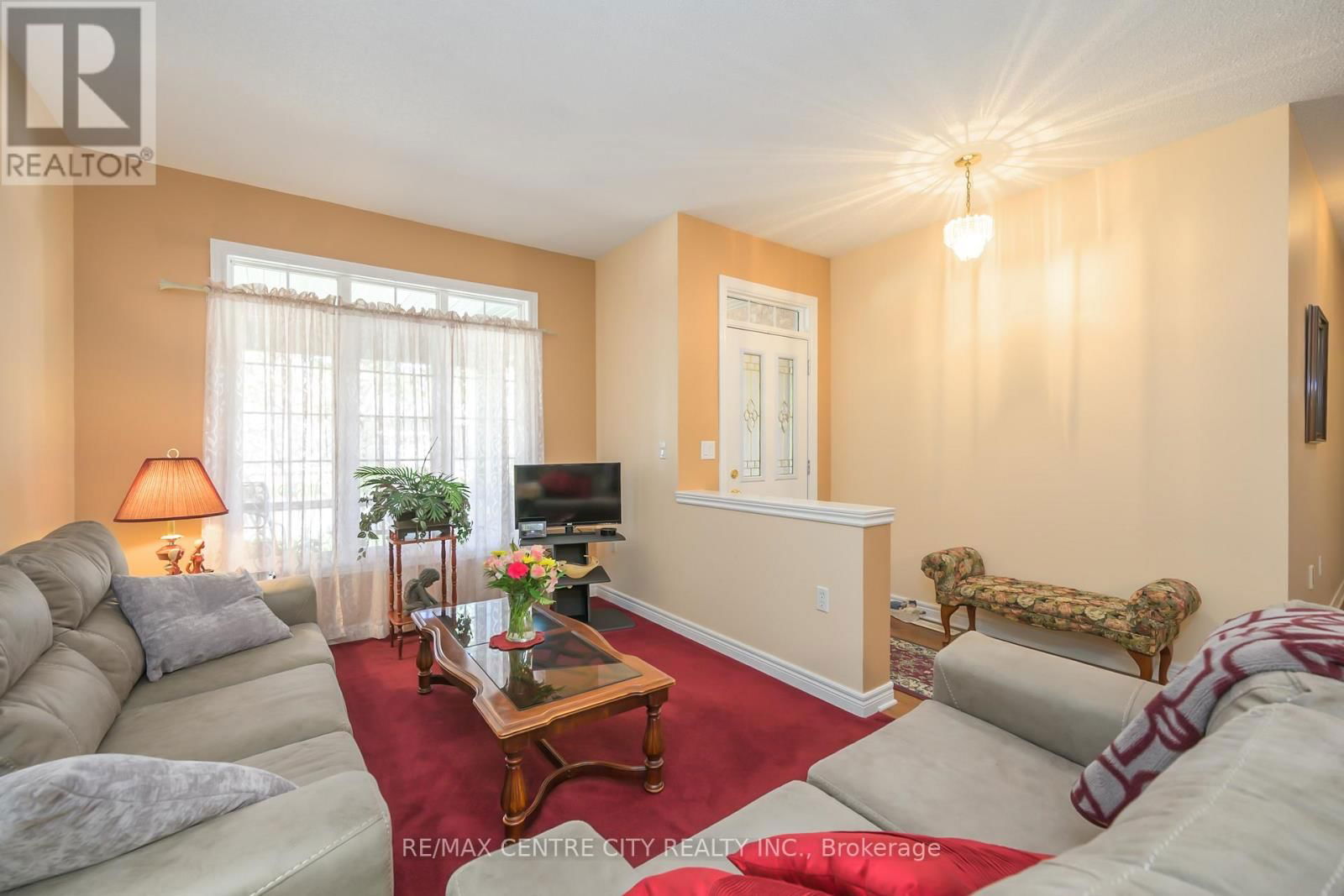 267 - 2025 MEADOWGATE BOULEVARD Image 5