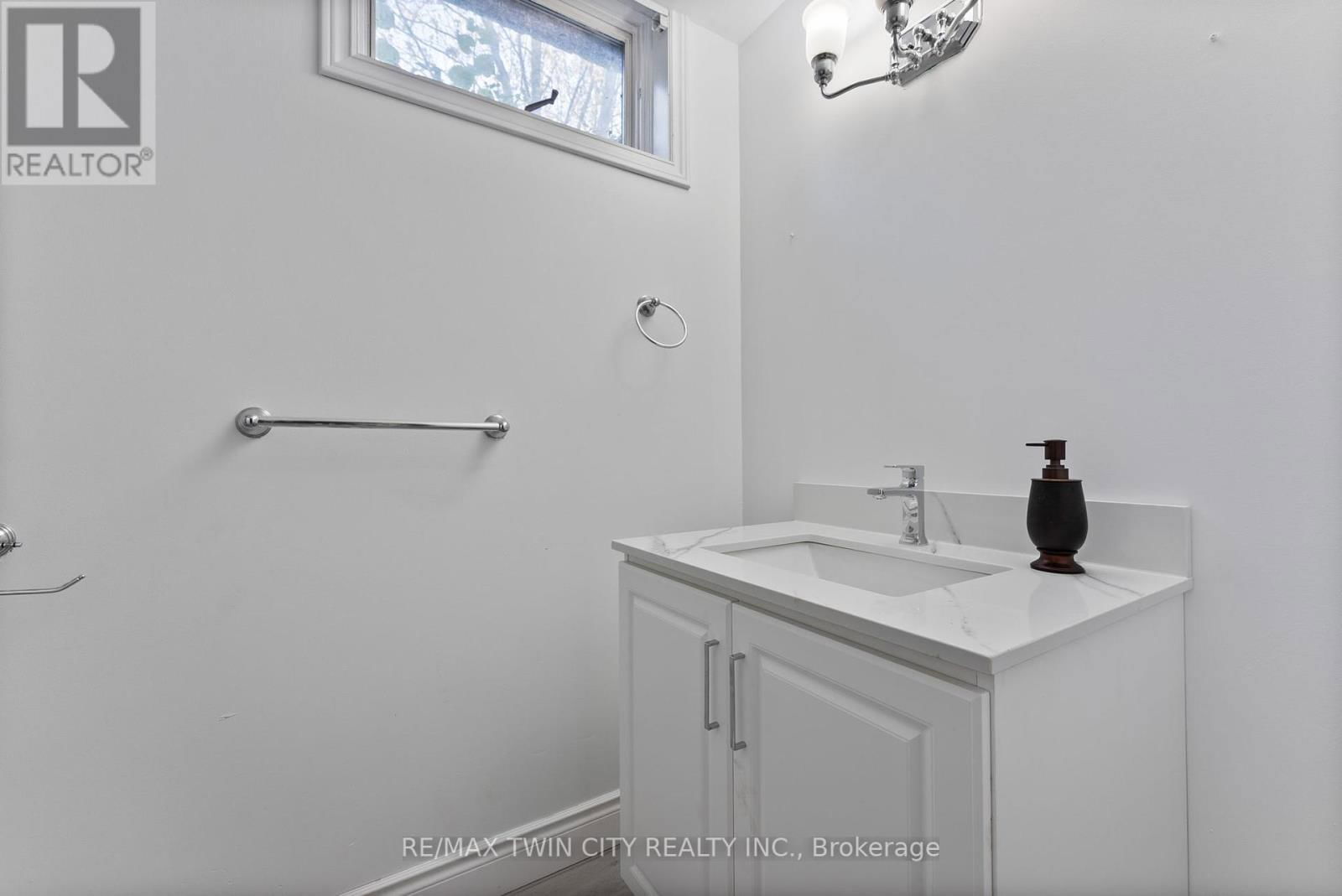 37 RIVER ROAD Image 30