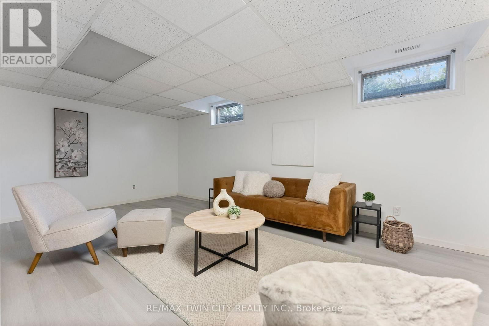 37 RIVER ROAD Image 31