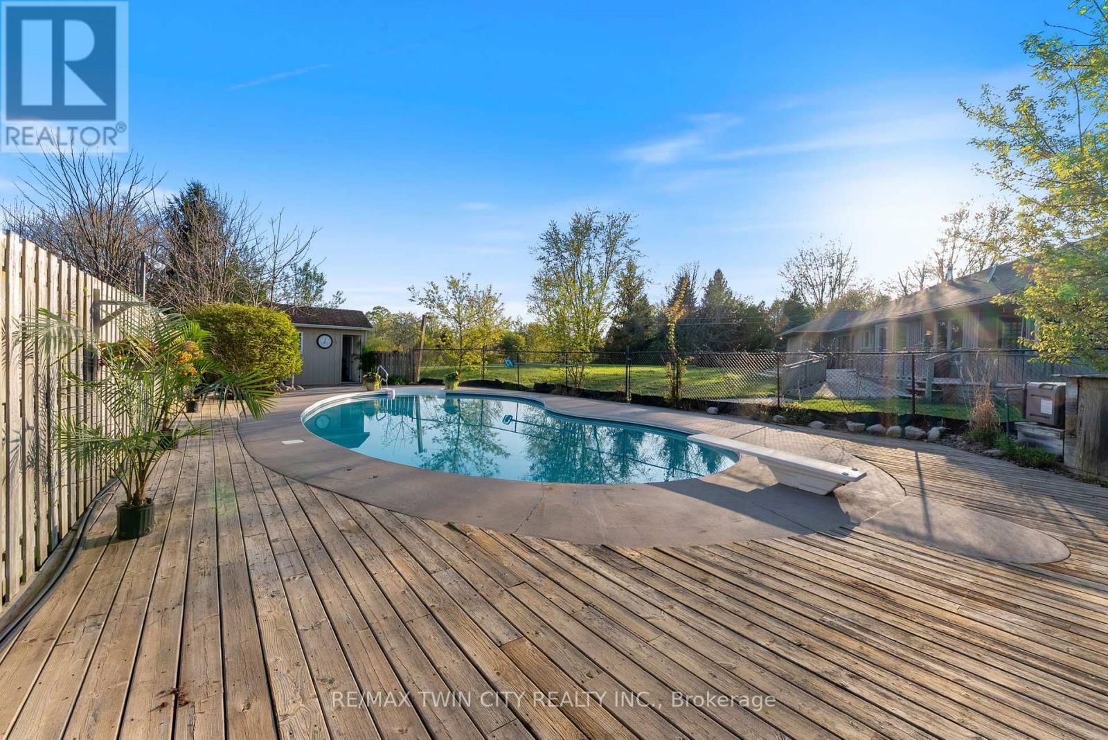 37 RIVER ROAD Image 40