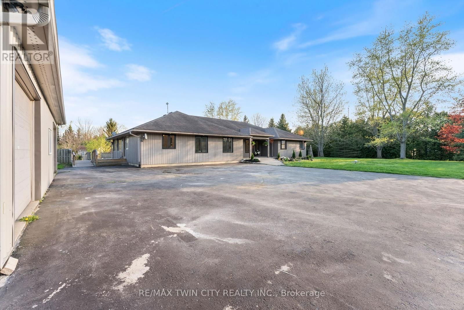 37 RIVER ROAD Image 9