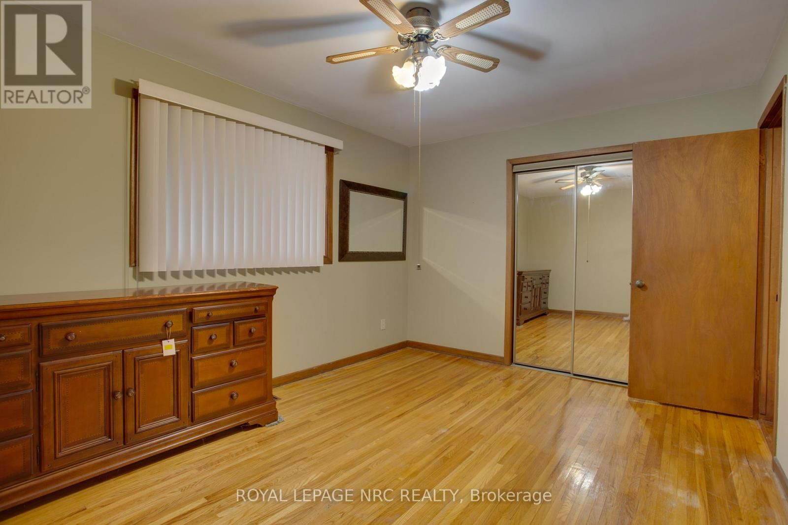 7061 DOLPHIN STREET Image 11