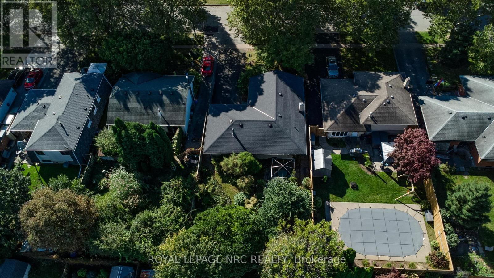 7061 DOLPHIN STREET Image 32