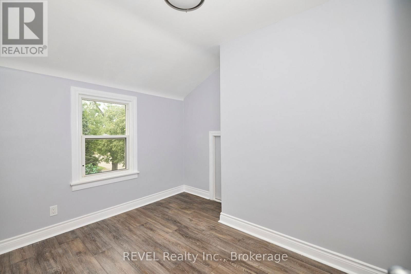 43 COSBY AVENUE Image 17