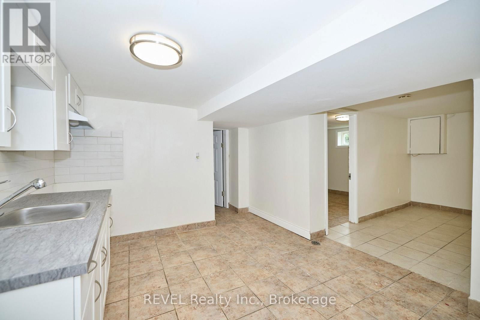 43 COSBY AVENUE Image 21