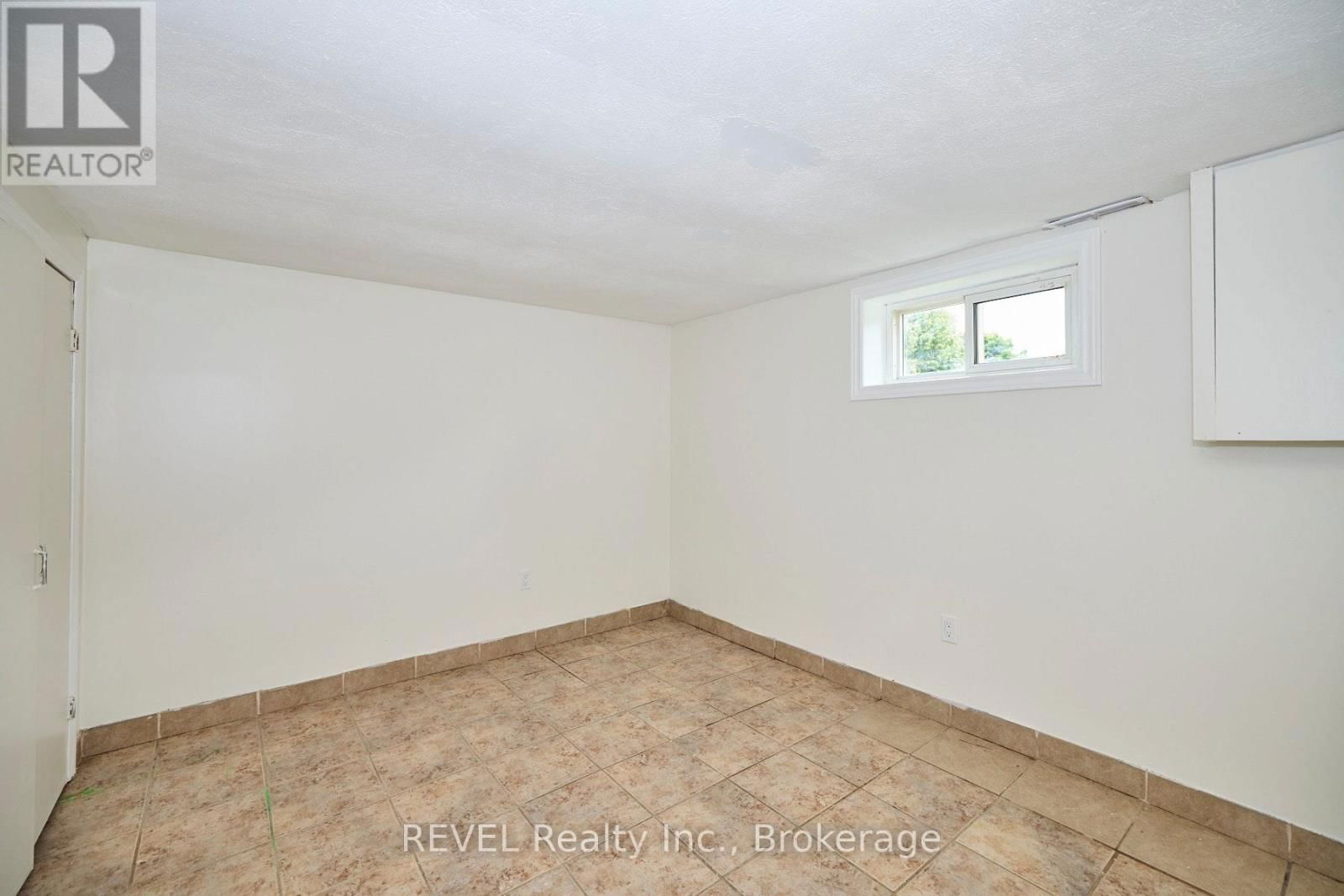 43 COSBY AVENUE Image 24