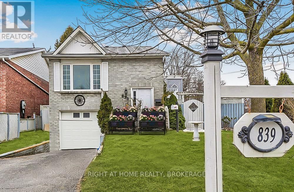 839 MOUNTAIN ASH ROAD WEST Image 1