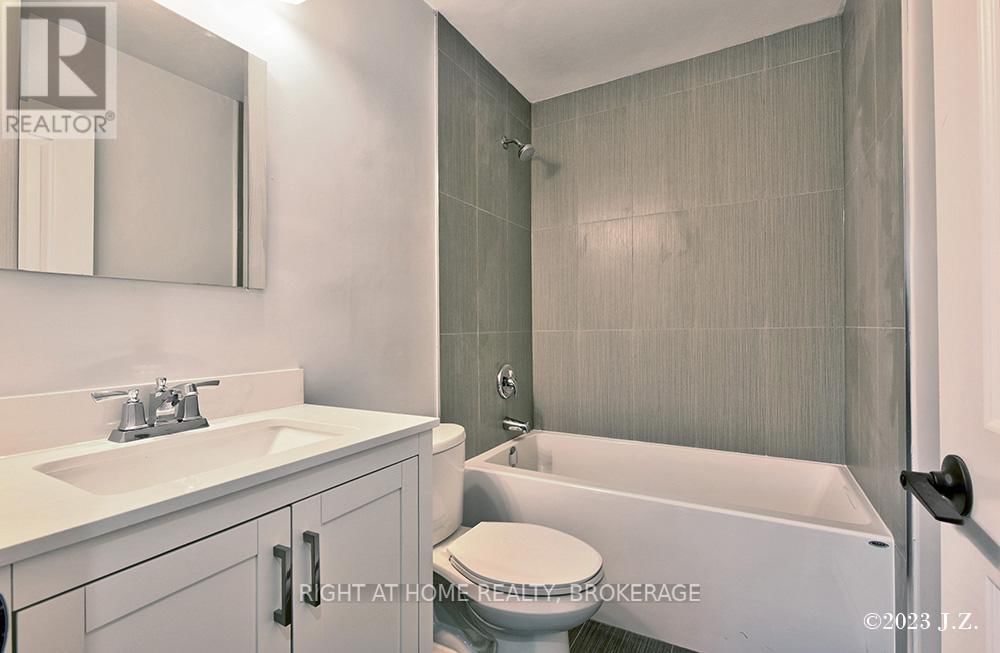 839 MOUNTAIN ASH ROAD WEST Image 16