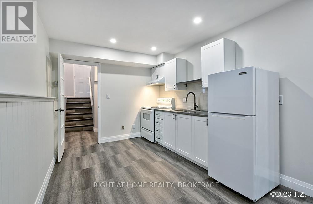 839 MOUNTAIN ASH ROAD WEST Image 19