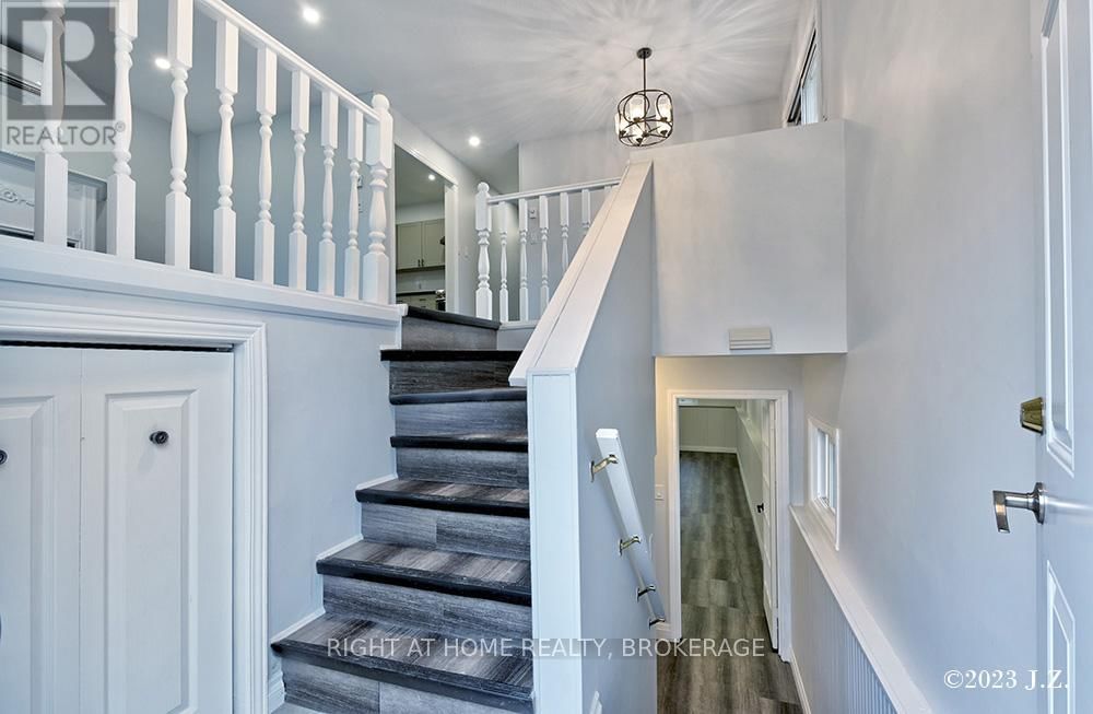 839 MOUNTAIN ASH ROAD WEST Image 2