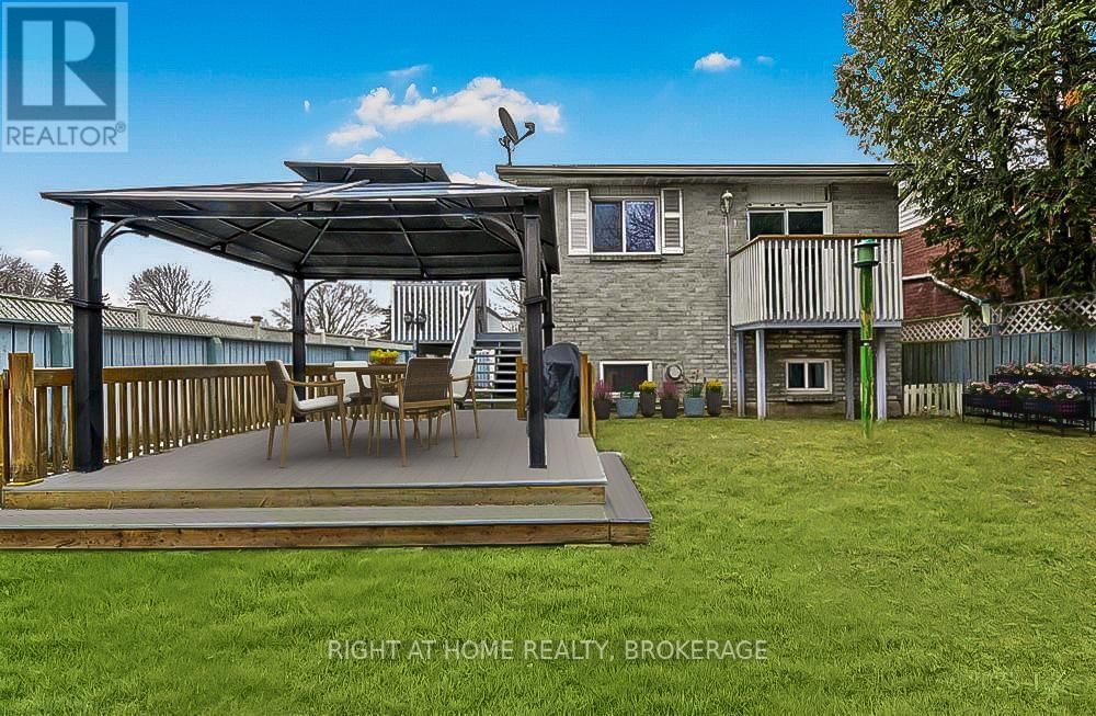 839 MOUNTAIN ASH ROAD WEST Image 29