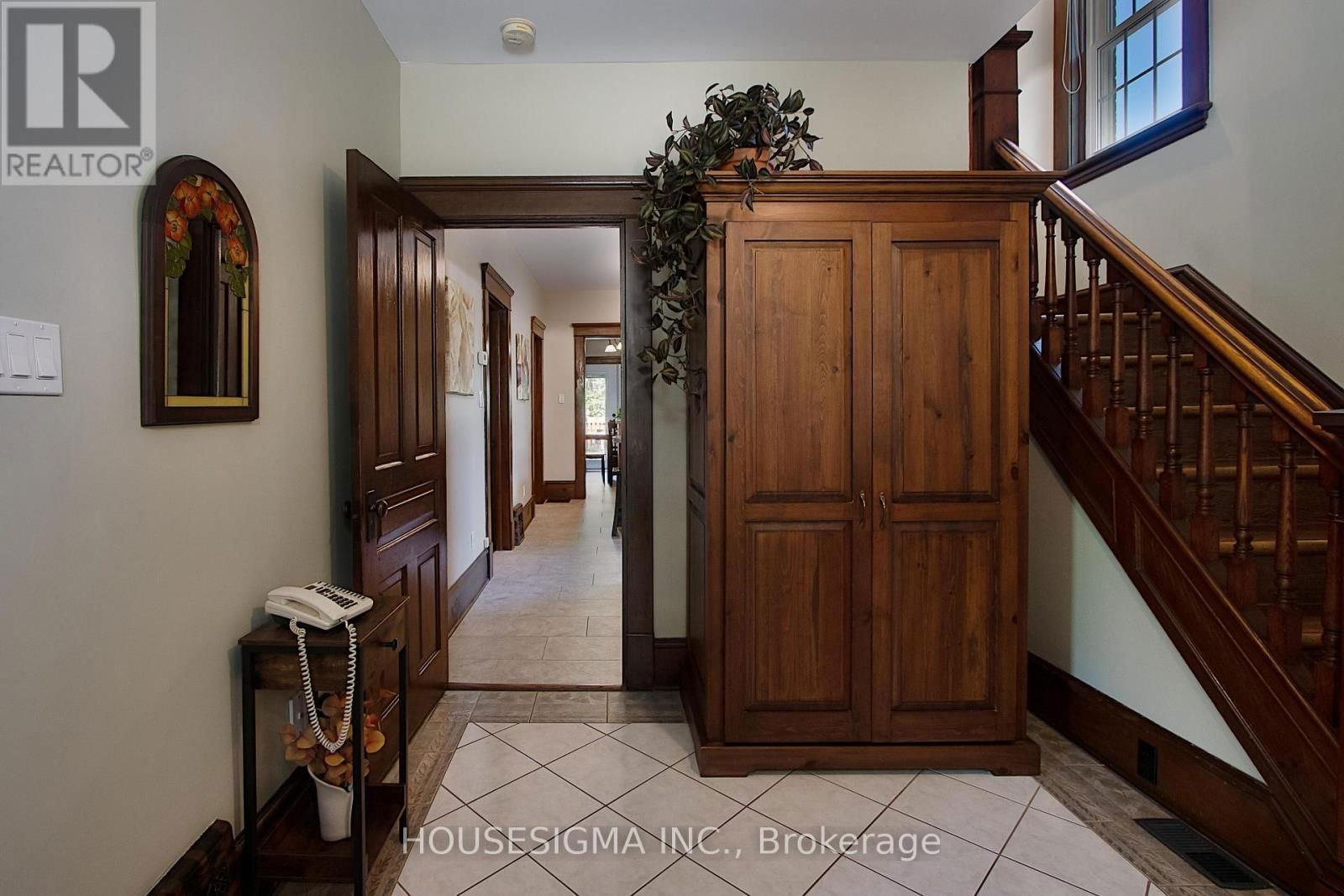 212 FRONT STREET Image 7