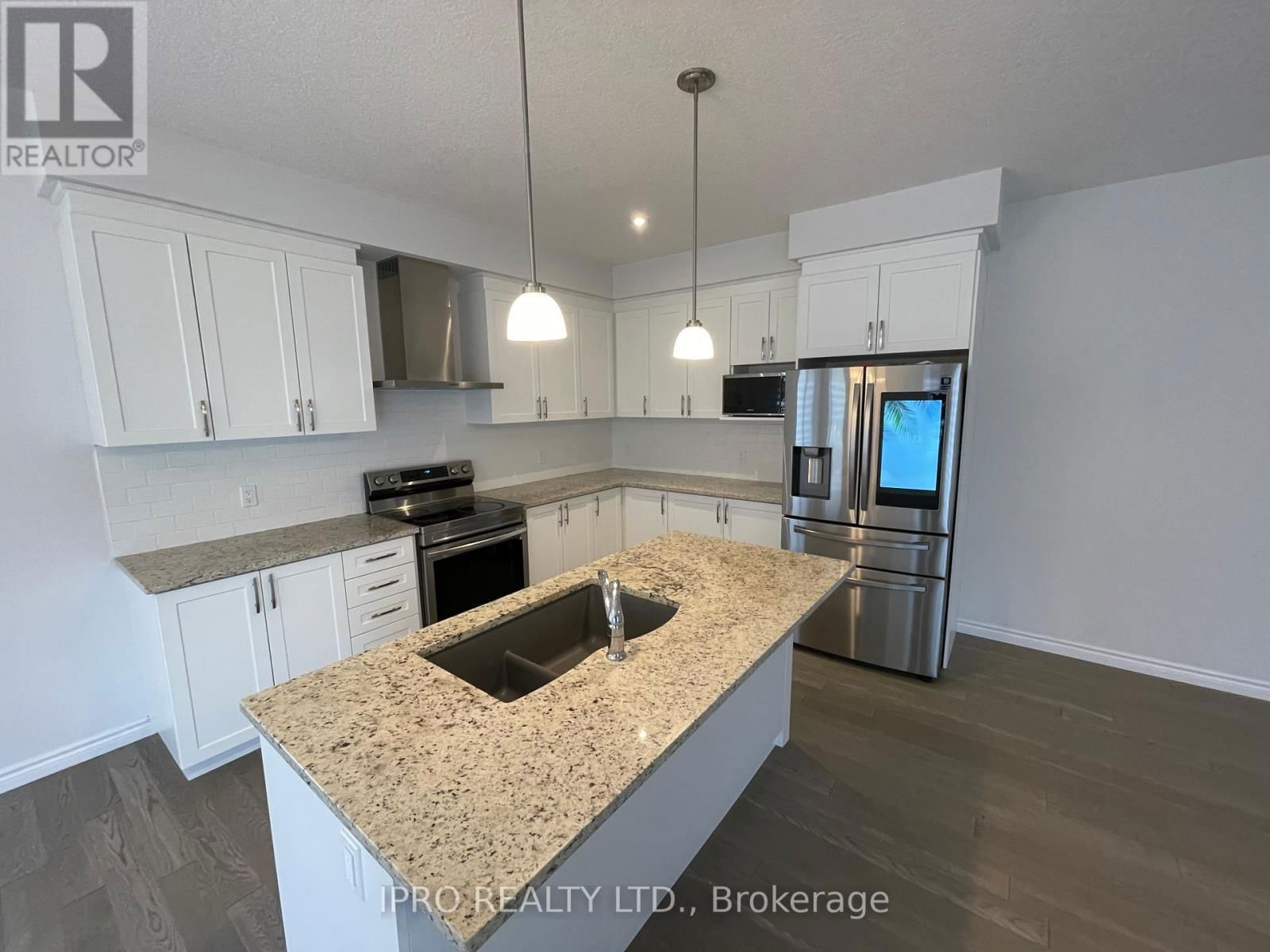 516 DOONWOODS CRESCENT WEST Image 12