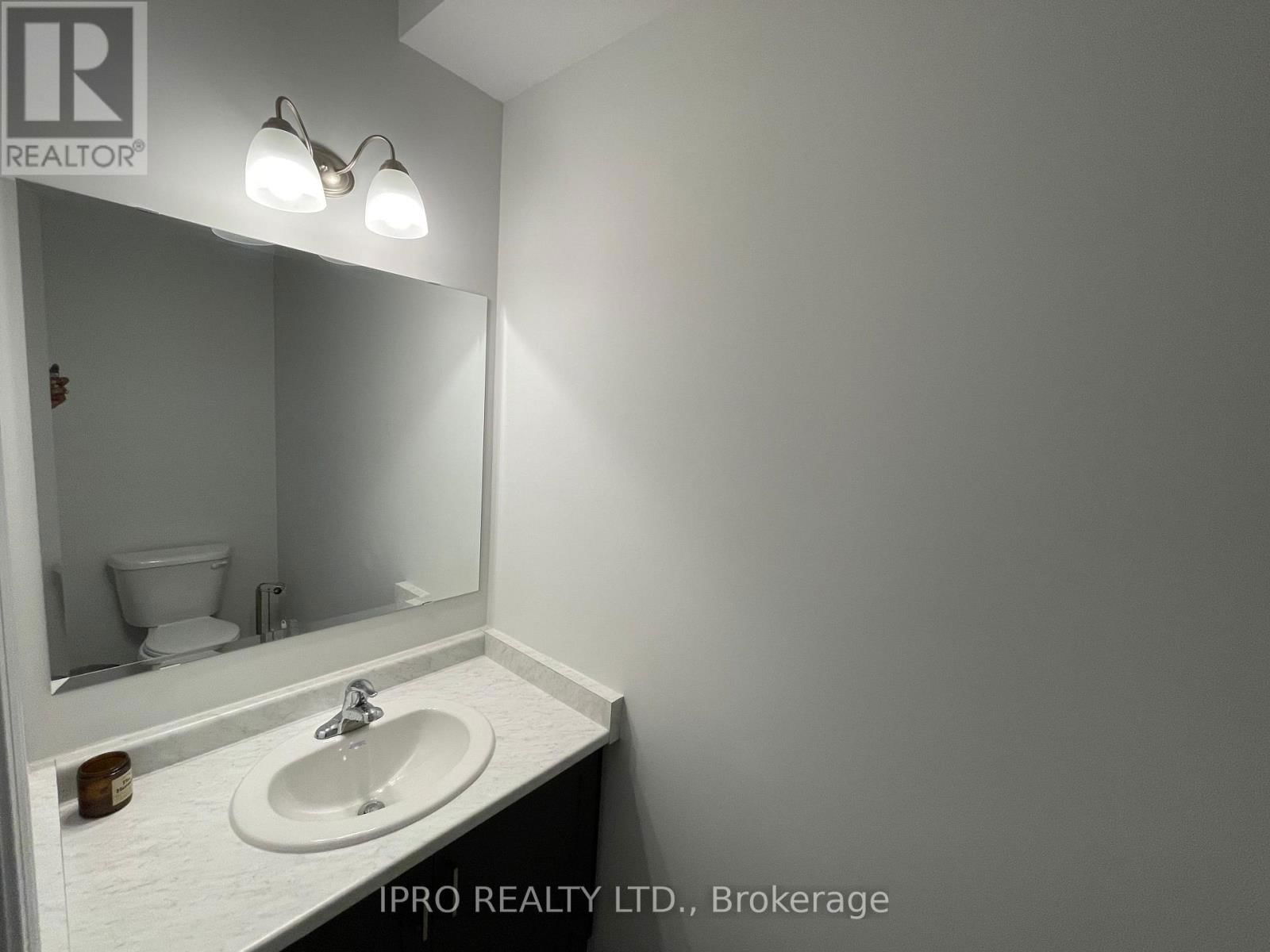516 DOONWOODS CRESCENT WEST Image 18
