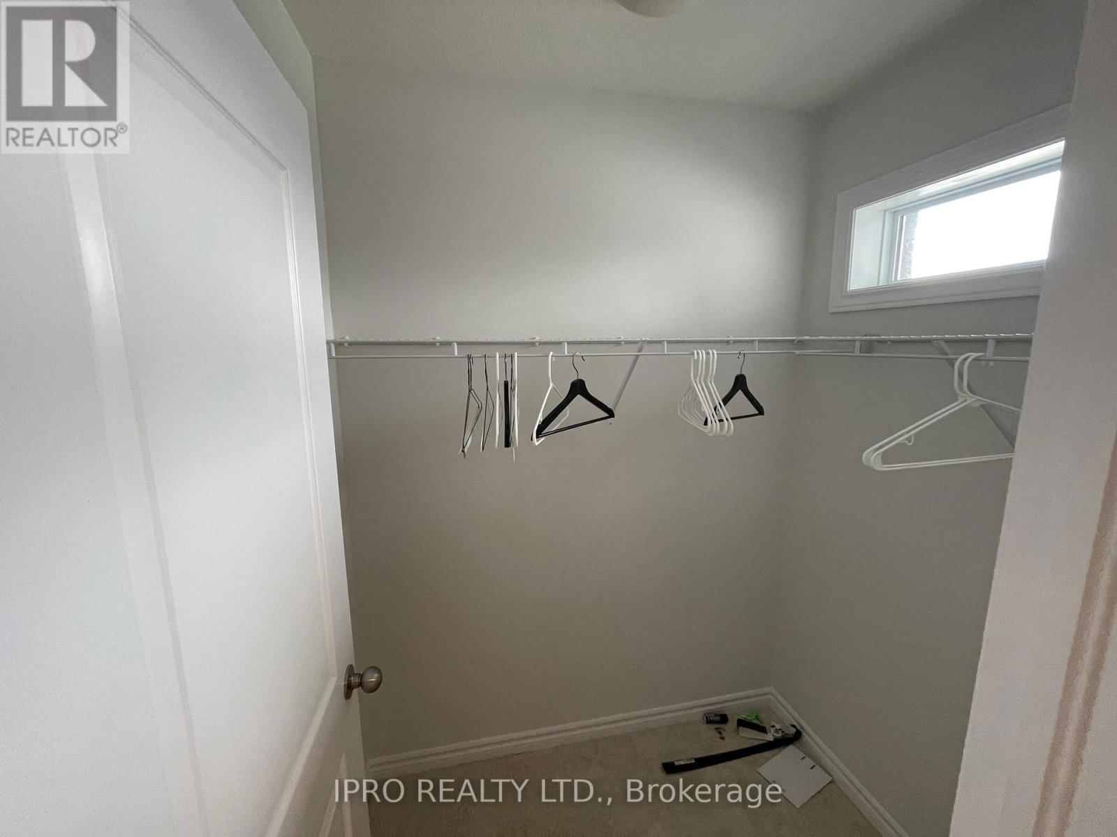 516 DOONWOODS CRESCENT WEST Image 20