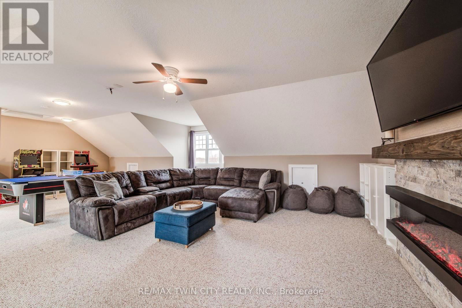 616 FRIEBURG DRIVE Image 31