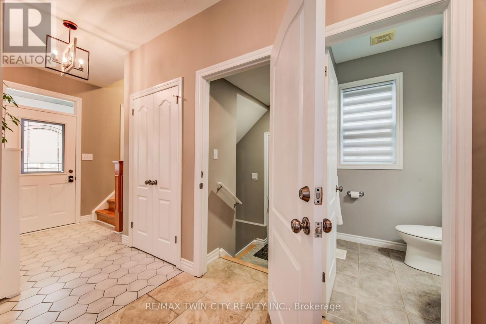 616 FRIEBURG DRIVE Image 6