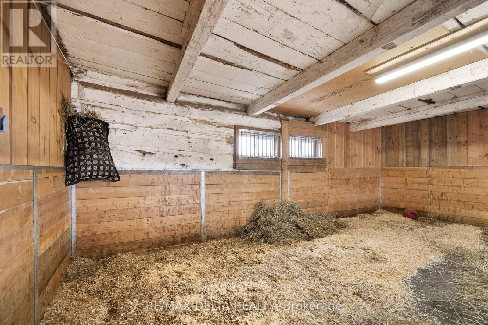 1773 DIAMONDVIEW ROAD Image 21