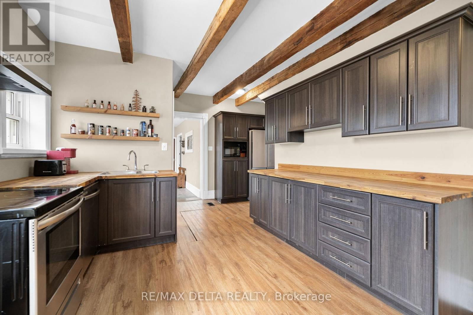 1773 DIAMONDVIEW ROAD Image 6
