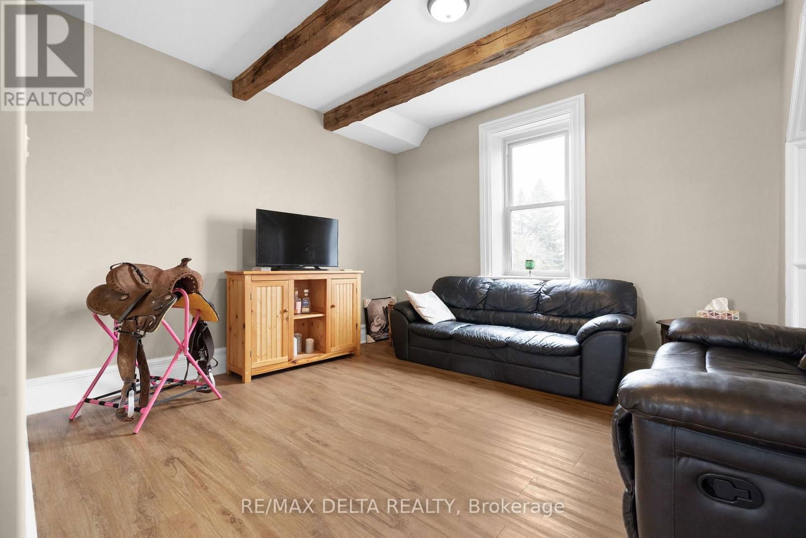 1773 DIAMONDVIEW ROAD Image 7