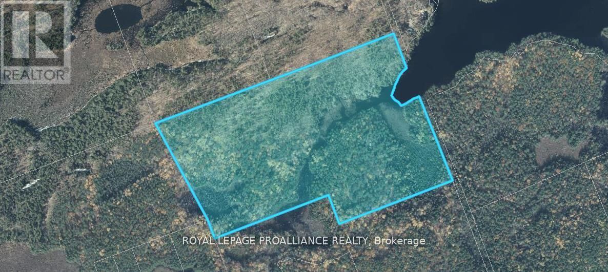 1812 NORWAY-LAKE LANE Image 40