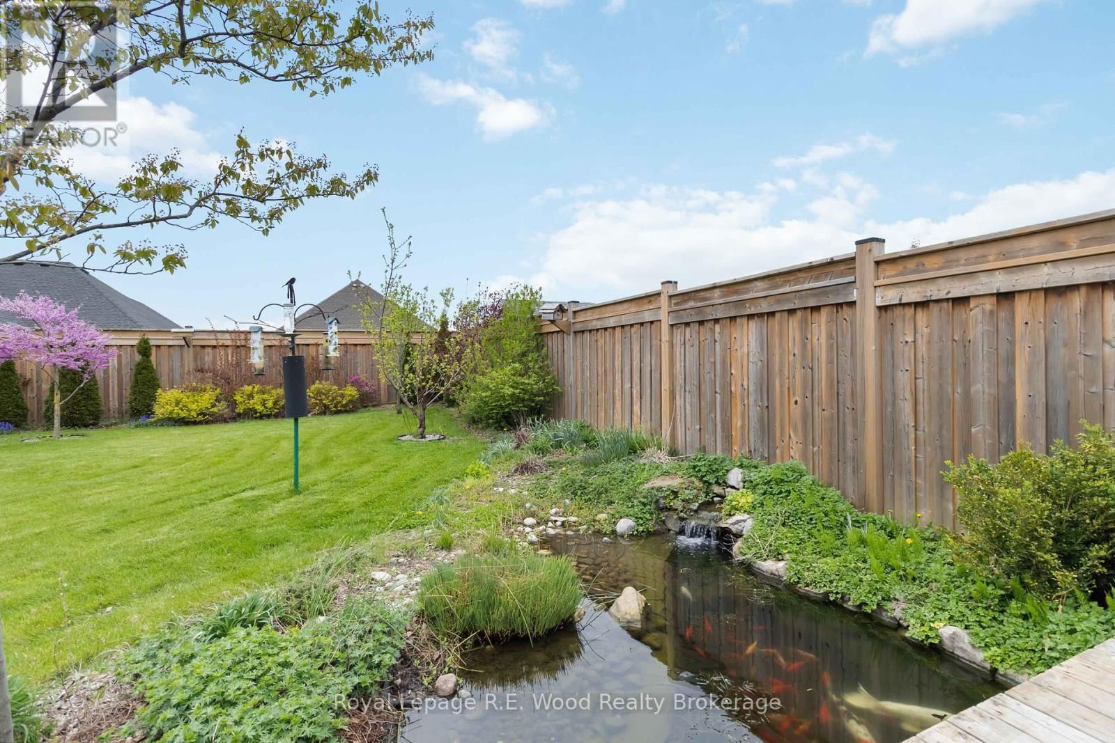 301 WILSON AVENUE Image 38