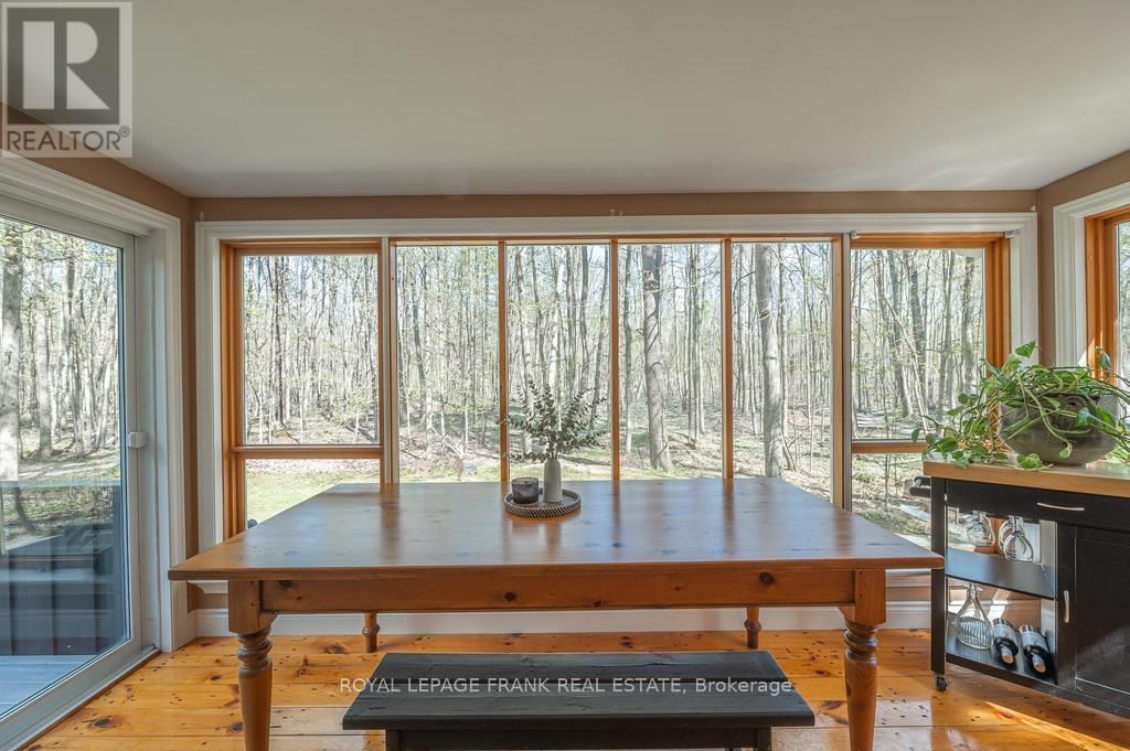 132 SUGARBUSH CRESCENT Image 13