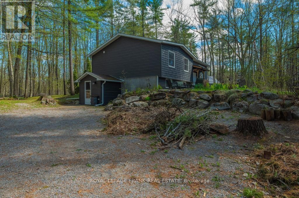 132 SUGARBUSH CRESCENT Image 7