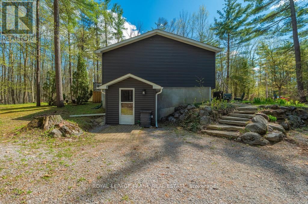 132 SUGARBUSH CRESCENT Image 8