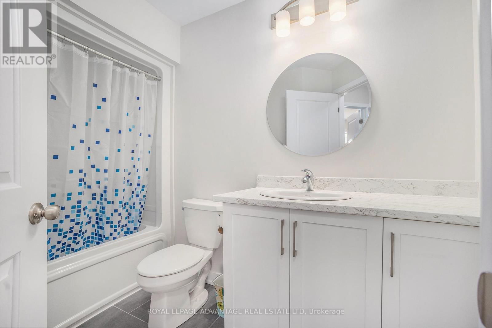 28 MARGARET GRAHAM TERRACE Image 19