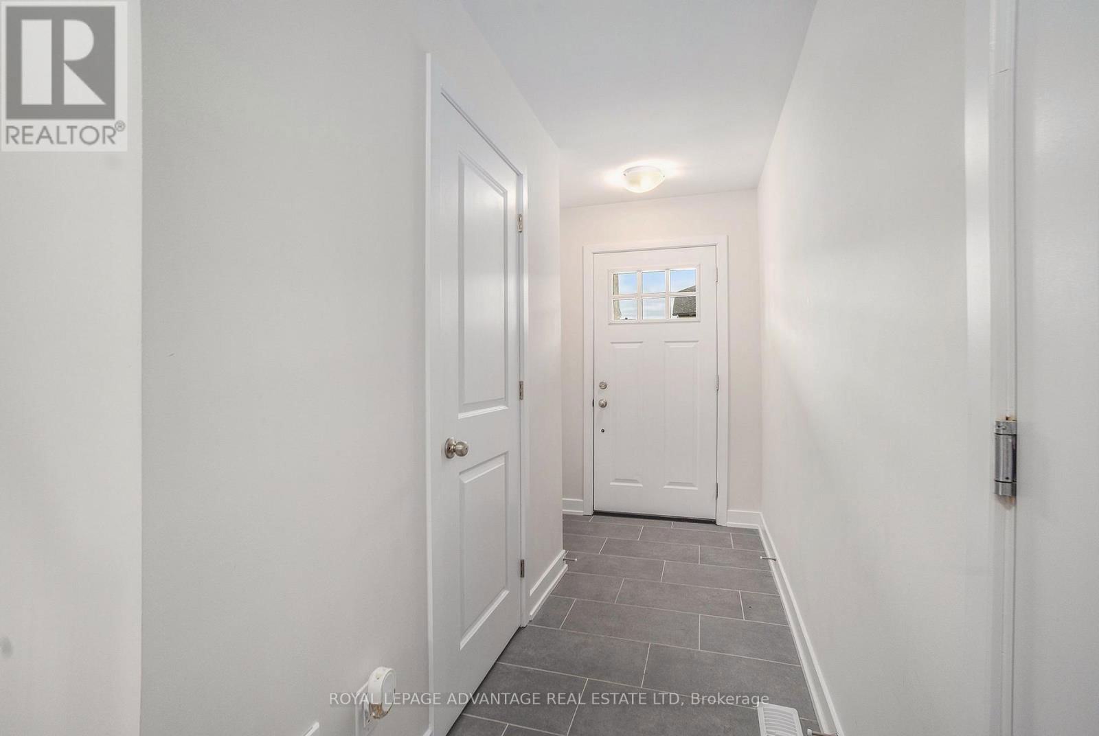 28 MARGARET GRAHAM TERRACE Image 4