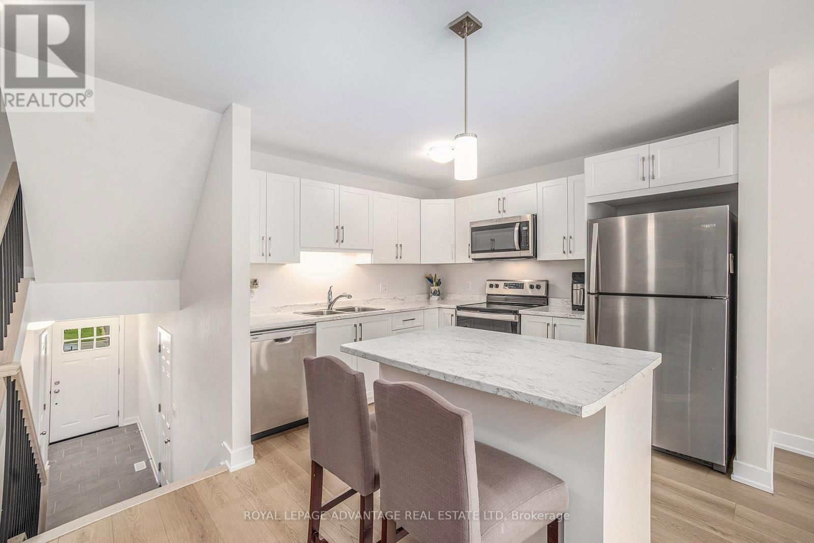 28 MARGARET GRAHAM TERRACE Image 9