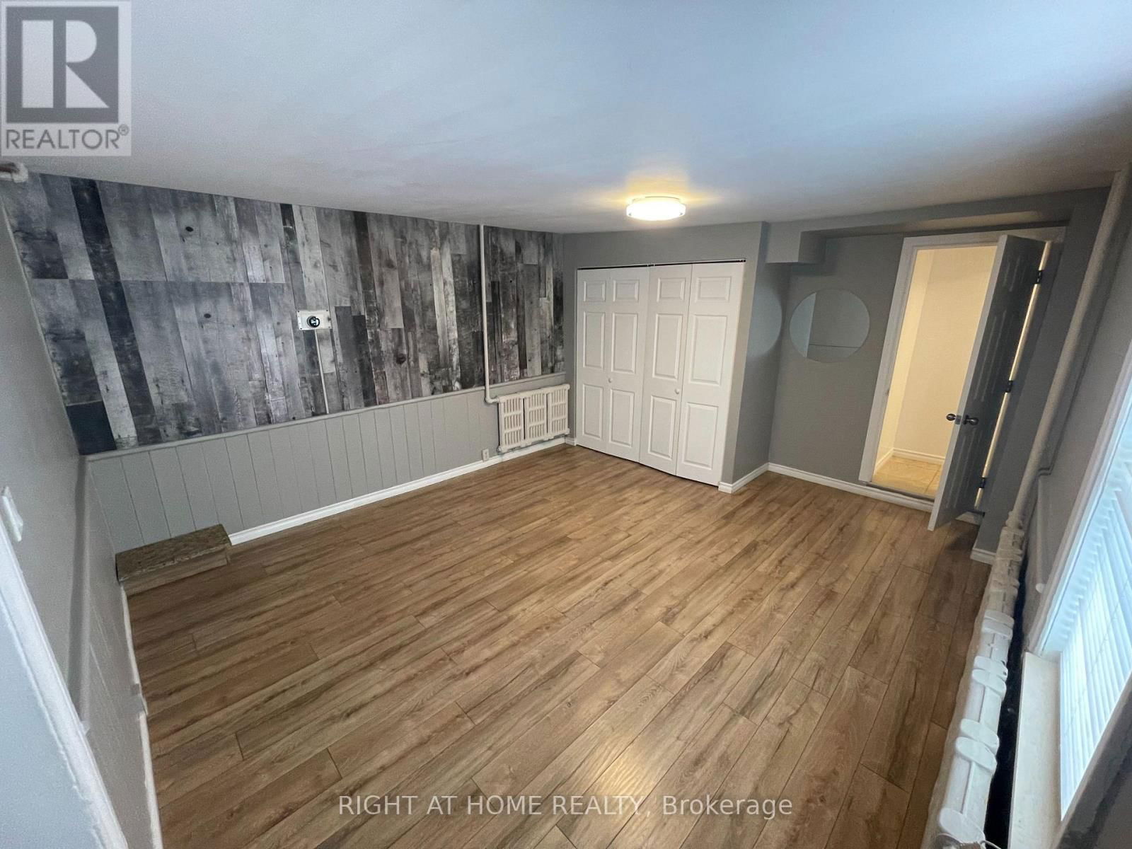 420 BRONSON AVENUE Image 24