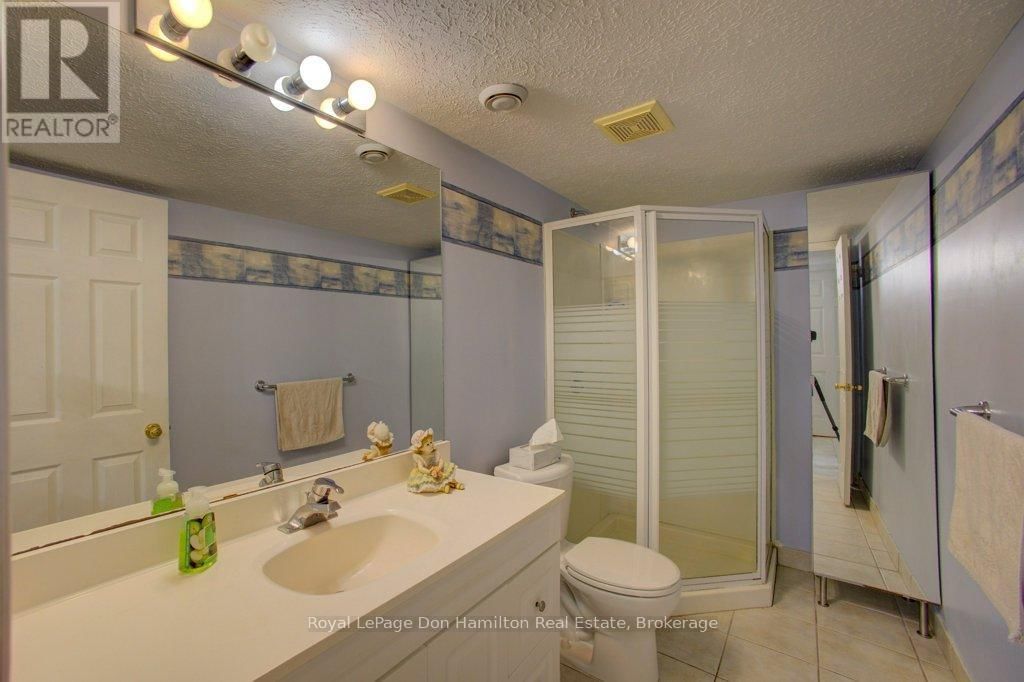 725 KINCAID STREET Image 15