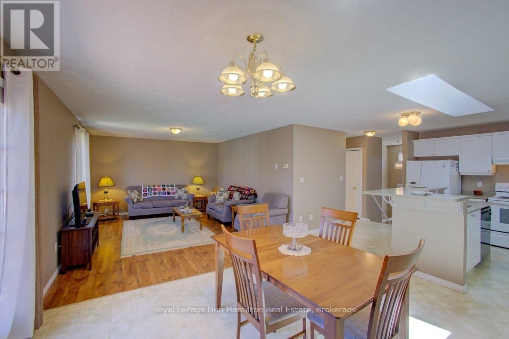 725 KINCAID STREET Image 6