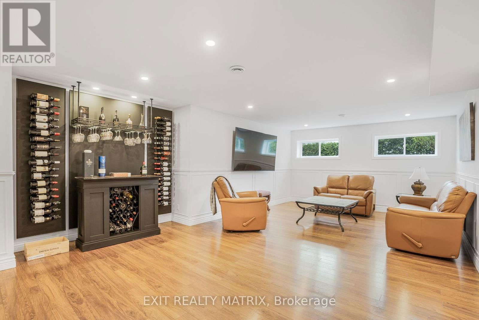 5 - 64 RADSTOCK LANE Image 30