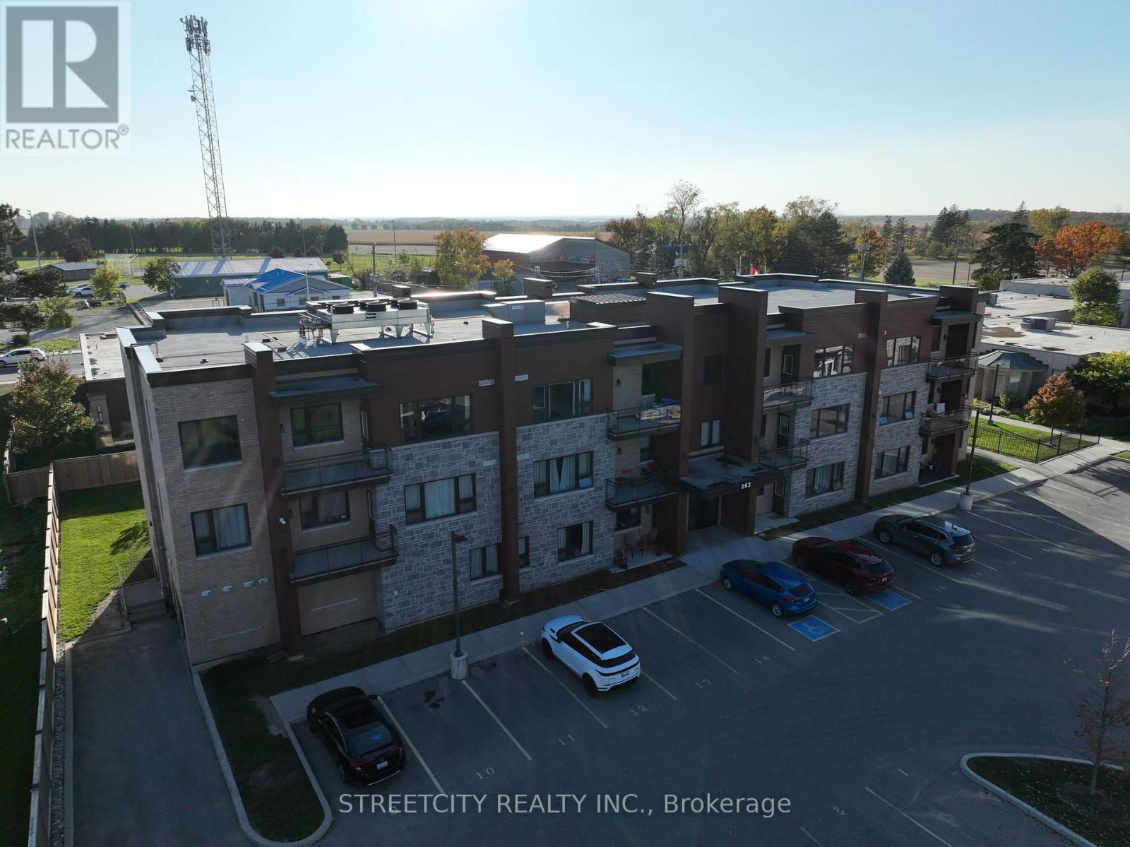 307 - 263 BUTLER STREET Image 23