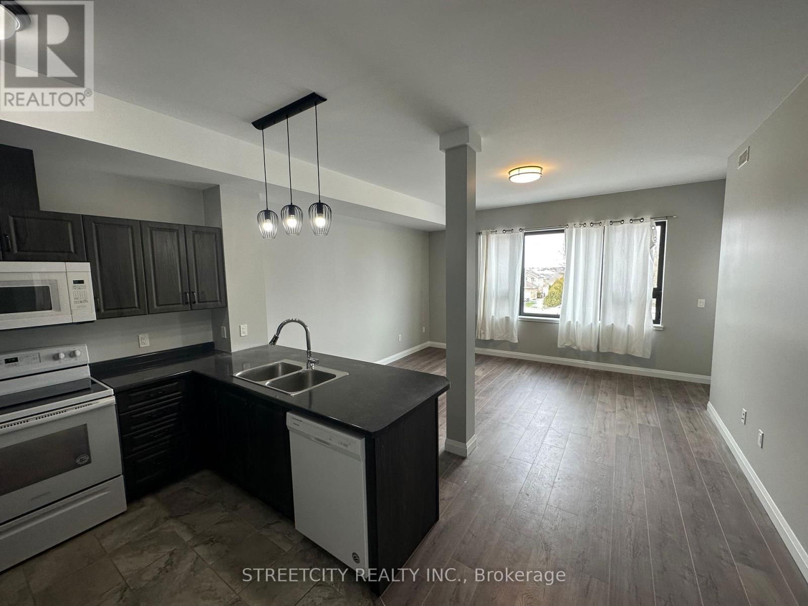 307 - 263 BUTLER STREET Image 3