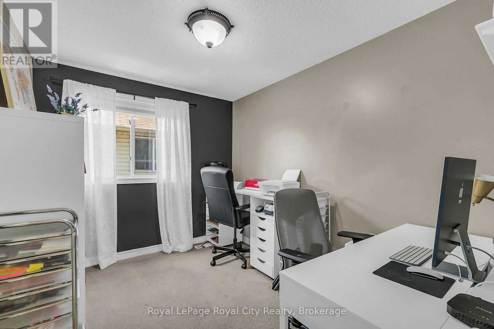 528 BLACK STREET Image 26