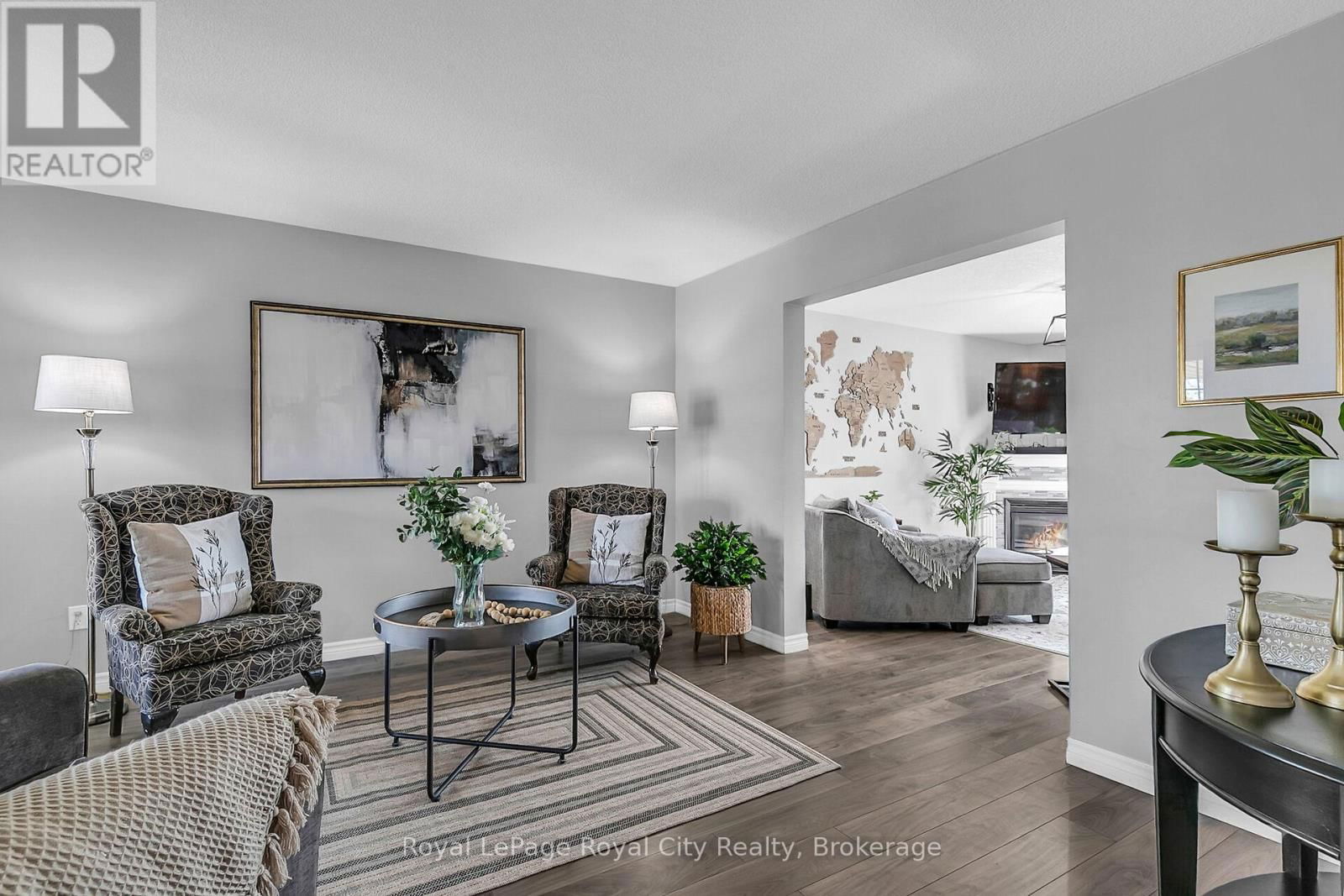 528 BLACK STREET Image 8